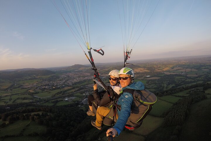 Tandem Paragliding Experience in the Brecon Beacons - Photo 1 of 7